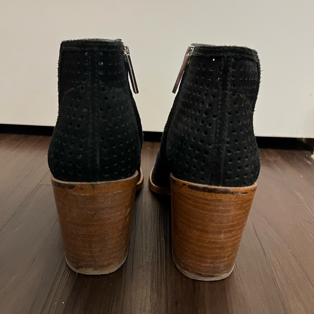 Perforated Booties - Picture 5 of 5